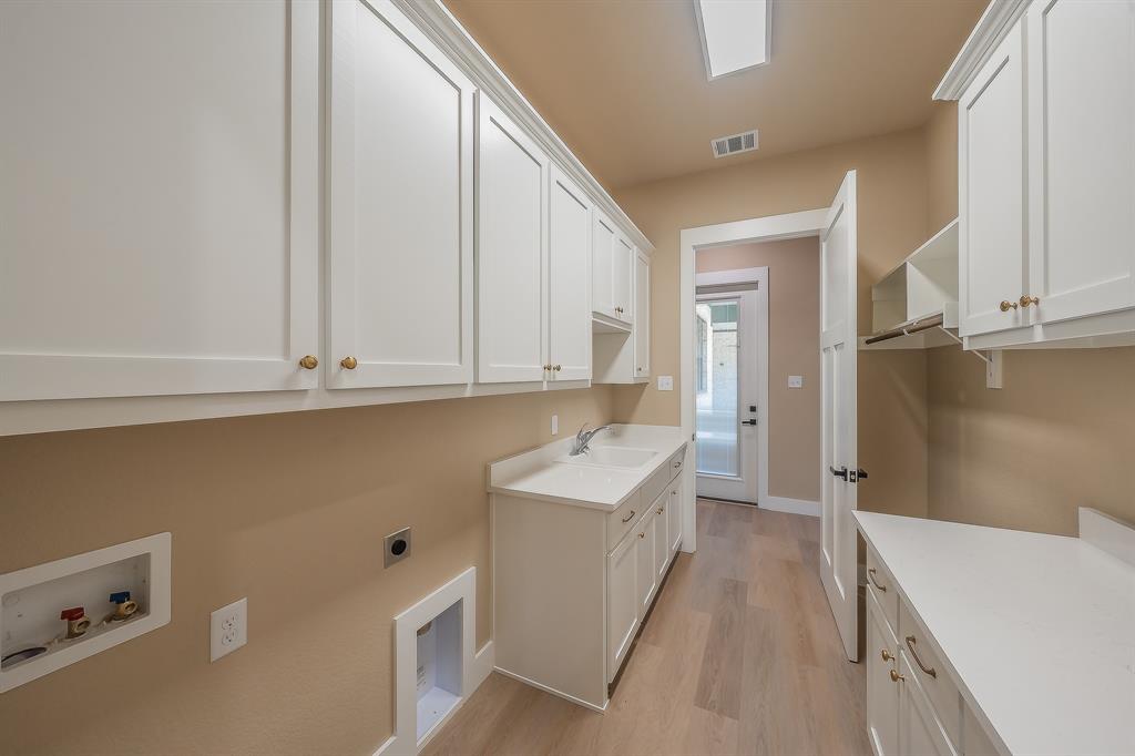 114 Ridgeline Property Photo 23