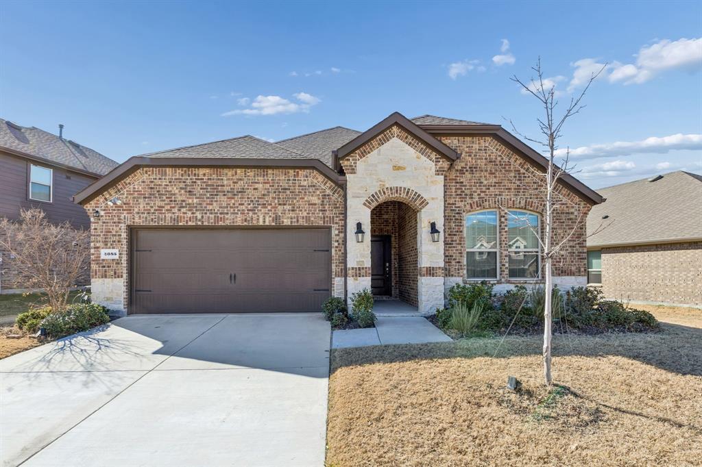 4085 Ellinger Drive Property Photo 1