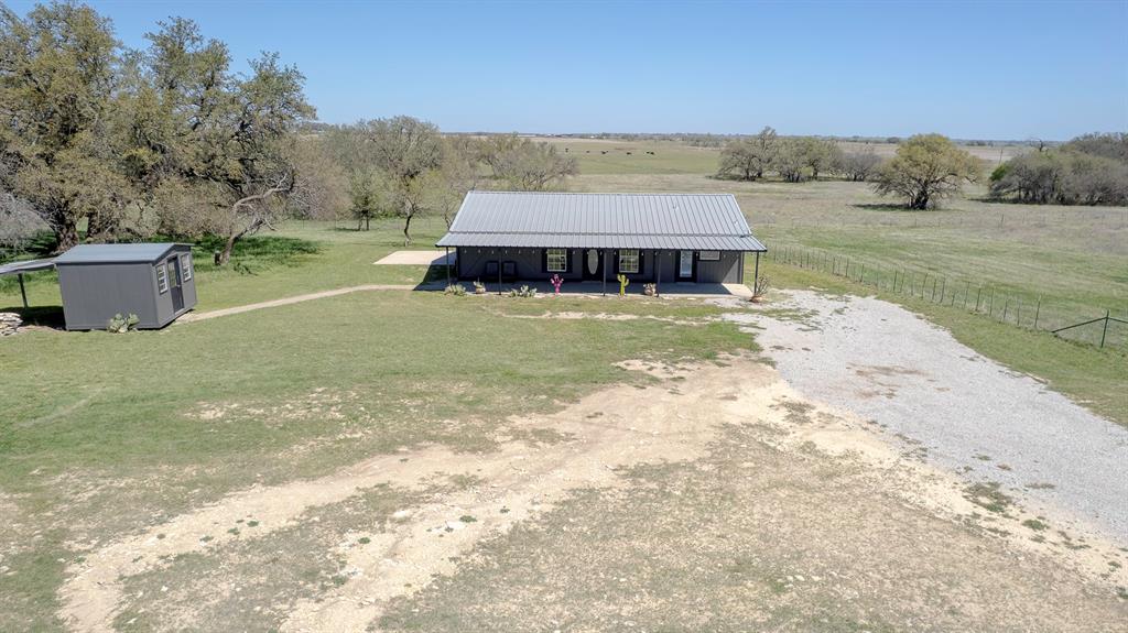 951 County Road 347 Property Photo 5