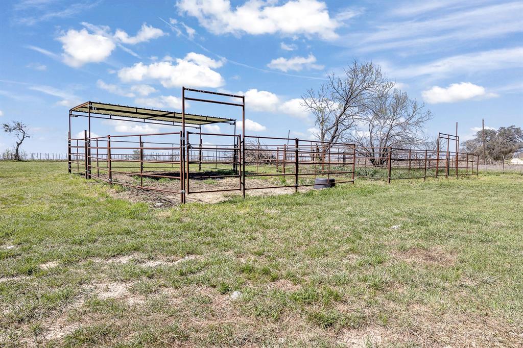 951 County Road 347 Property Photo 13