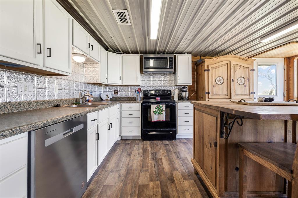 951 County Road 347 Property Photo 18