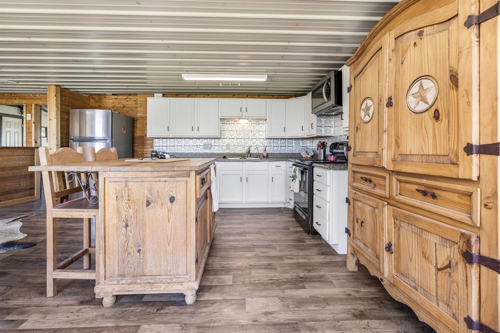 951 County Road 347 Property Photo 30