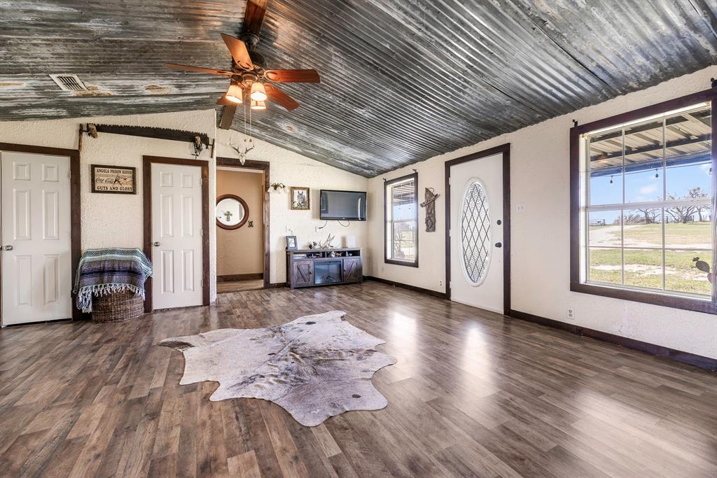 951 County Road 347 Property Photo 35