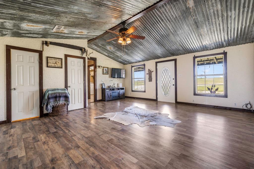 951 County Road 347 Property Photo 36
