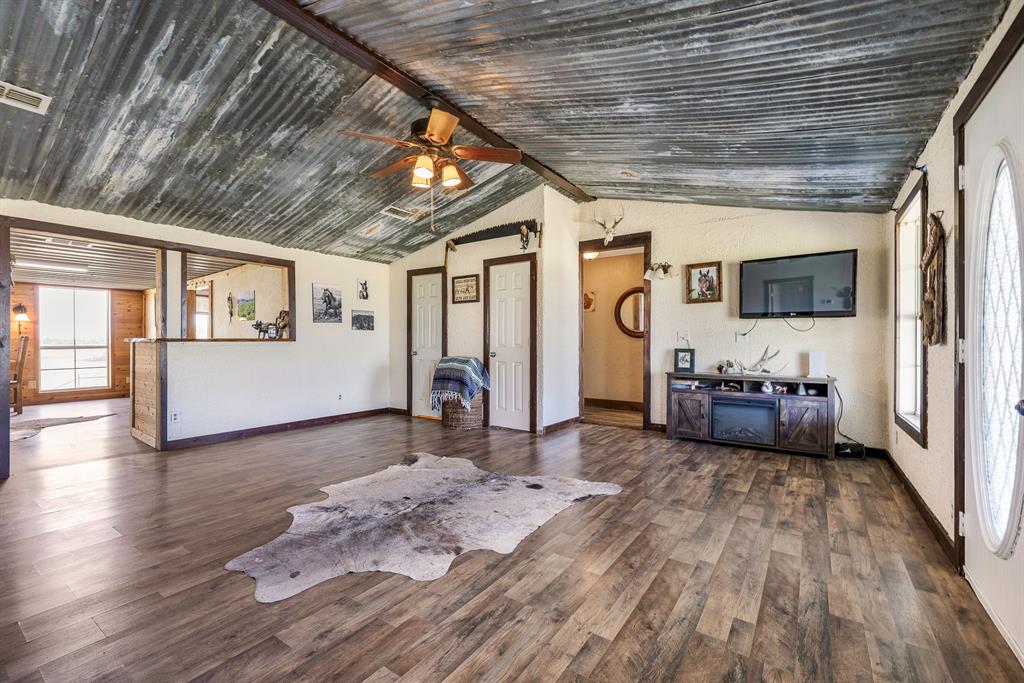 951 County Road 347 Property Photo 38