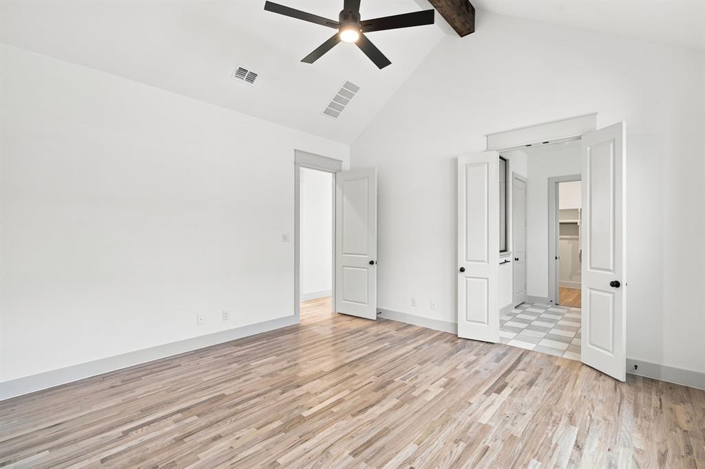 409 Garrett Way Property Photo 12