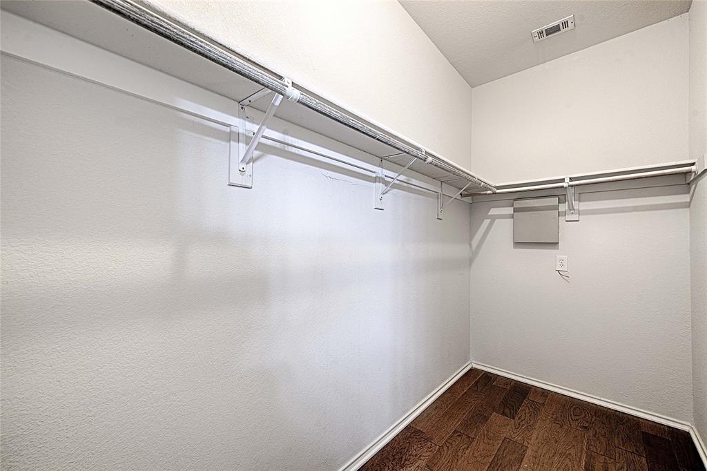 4579 Woodsboro Lane Property Photo 18
