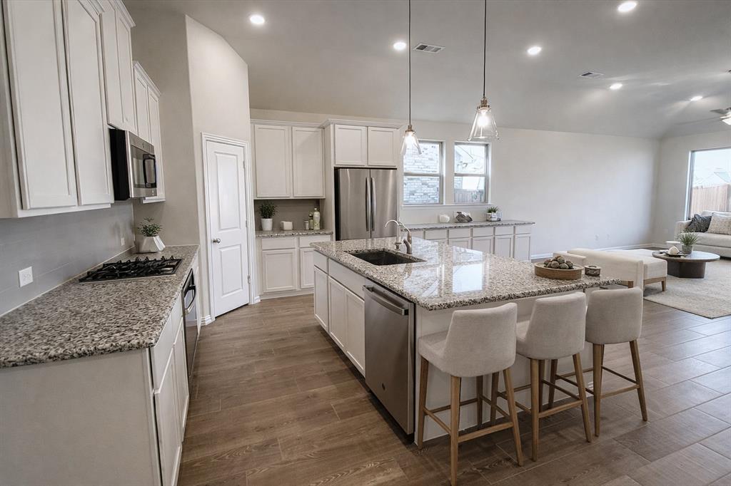 2201 River Trail Property Photo 7