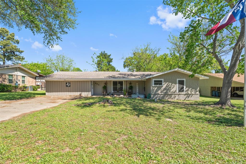 602 Colonial Drive Property Photo 2