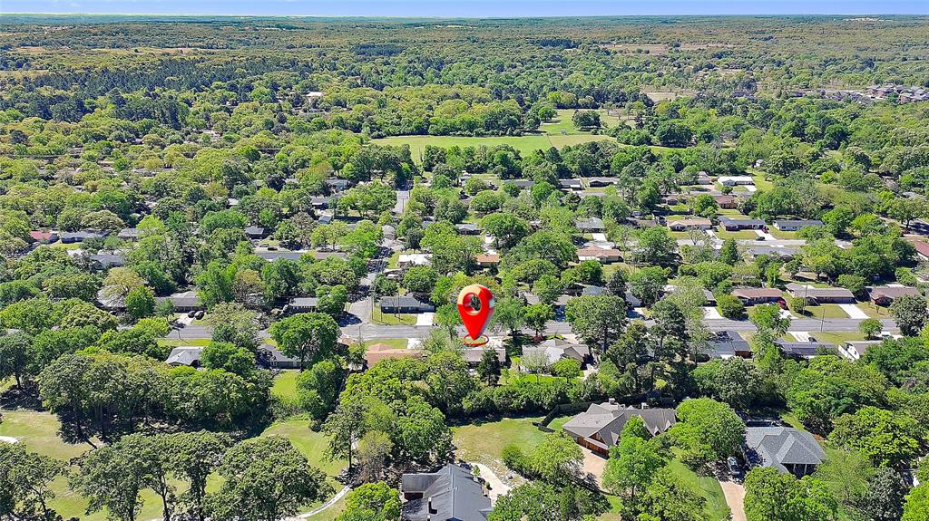 602 Colonial Drive Property Photo 38