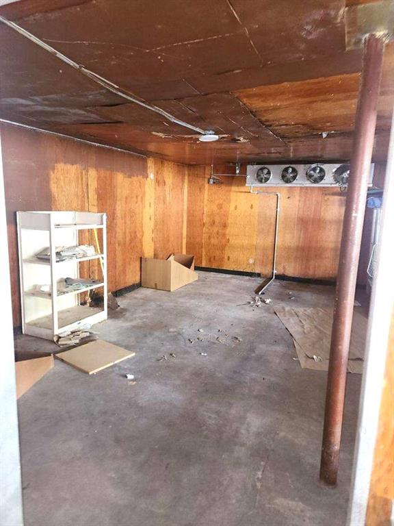 1009 N Bowen Road Property Photo 8