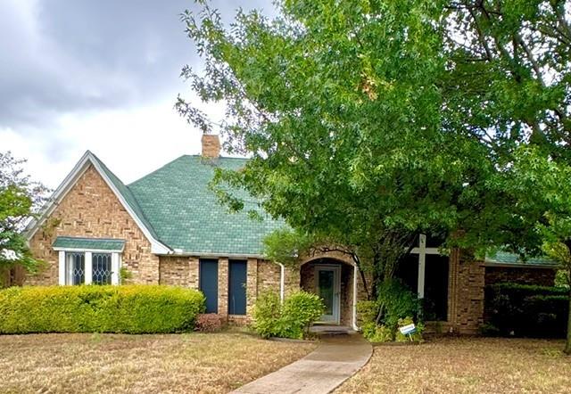 627 Meadowbrooke Place Property Photo 1