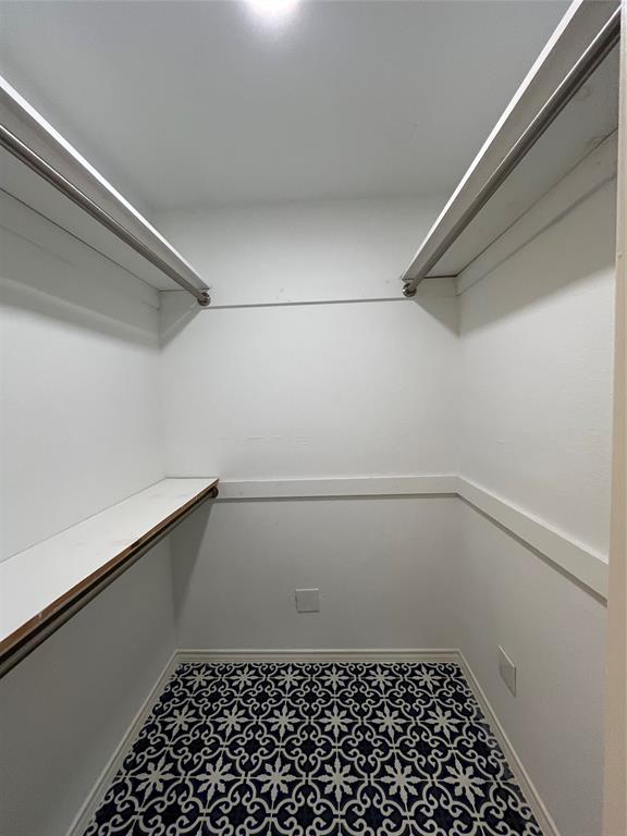 627 Meadowbrooke Place Property Photo 14
