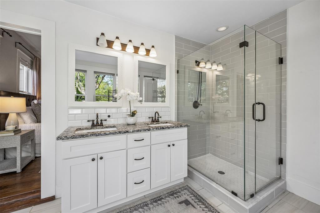 214 S Montclair Avenue Property Photo 14
