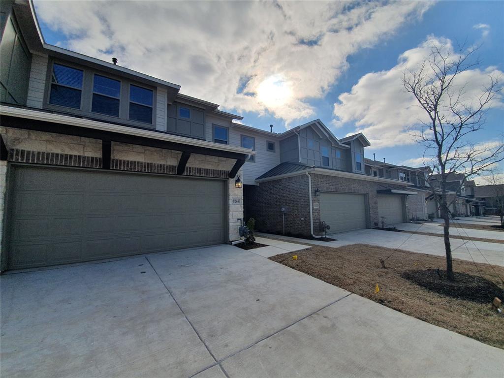8266 Primrose Way Property Photo 3