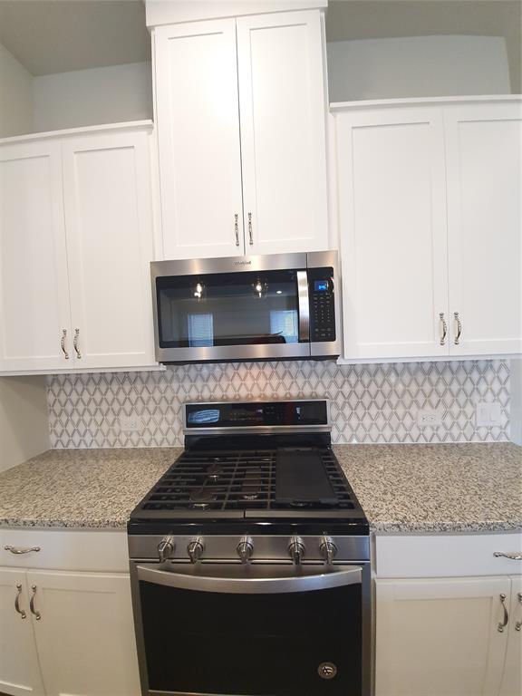 8266 Primrose Way Property Photo 8