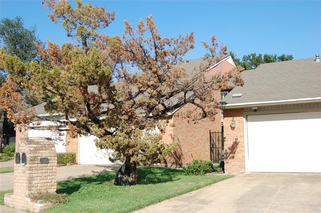 708 Carriage Way Property Photo 1