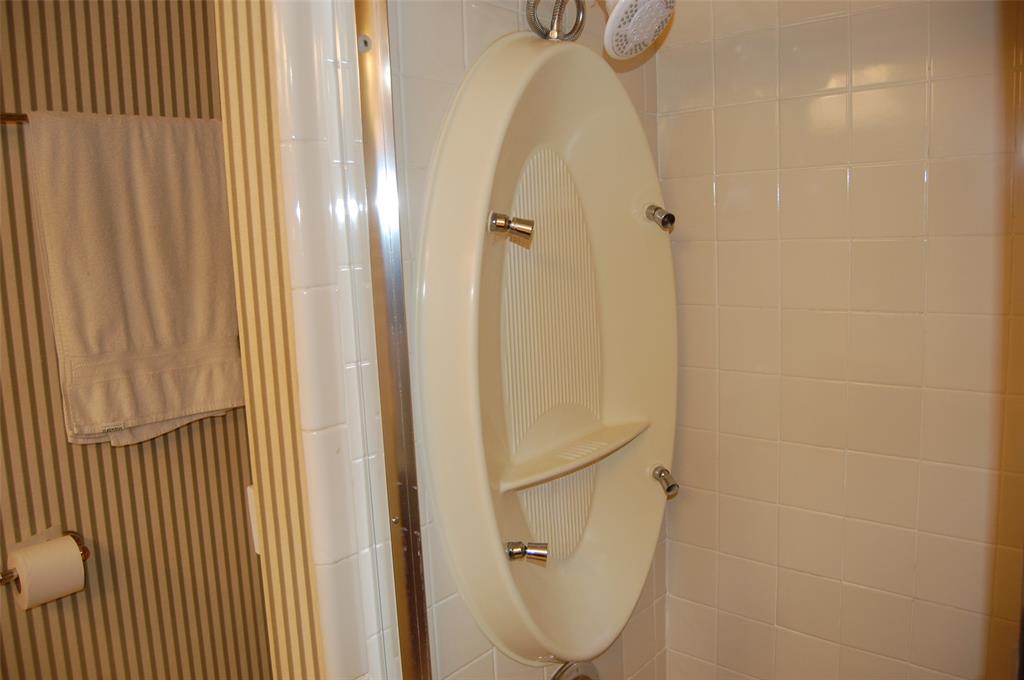 708 Carriage Way Property Photo 25