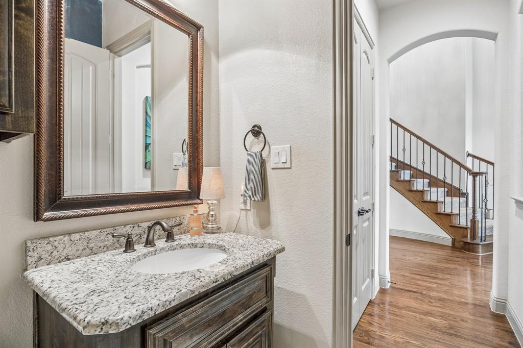1513 Bearpath Way Property Photo 8
