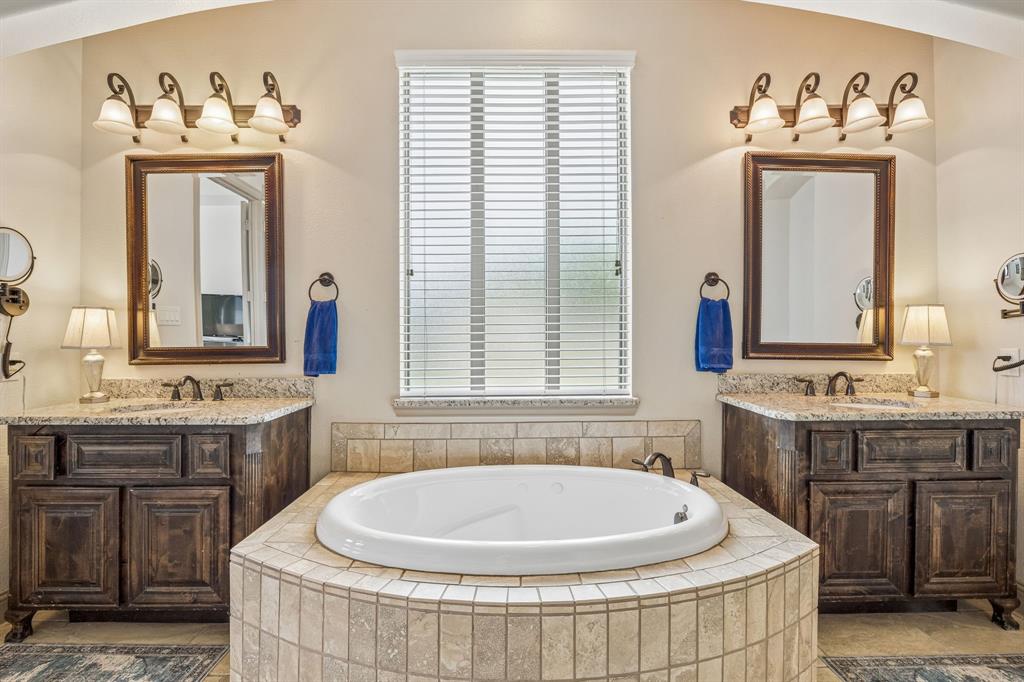 1513 Bearpath Way Property Photo 22