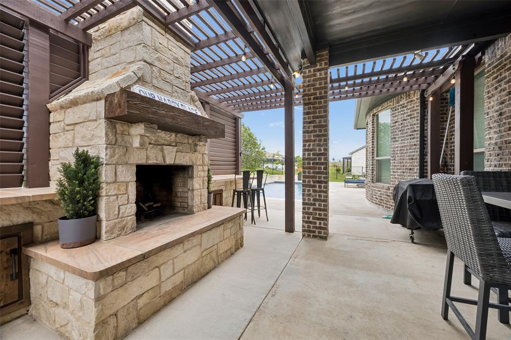 1513 Bearpath Way Property Photo 38
