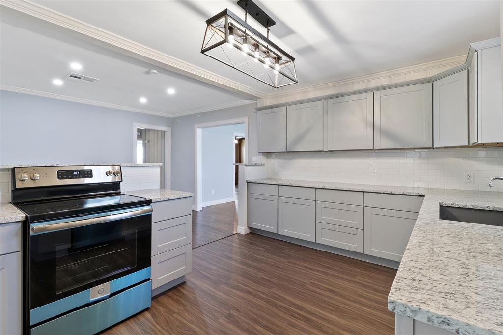 3557 Winston Road Property Photo 9