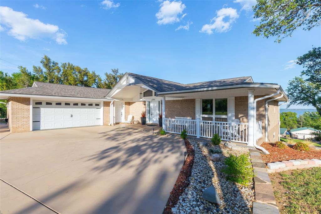 9014 Mesa View Road Property Photo 4