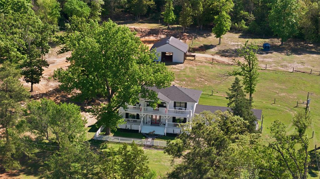 17450 N State Highway 19 Property Photo 1