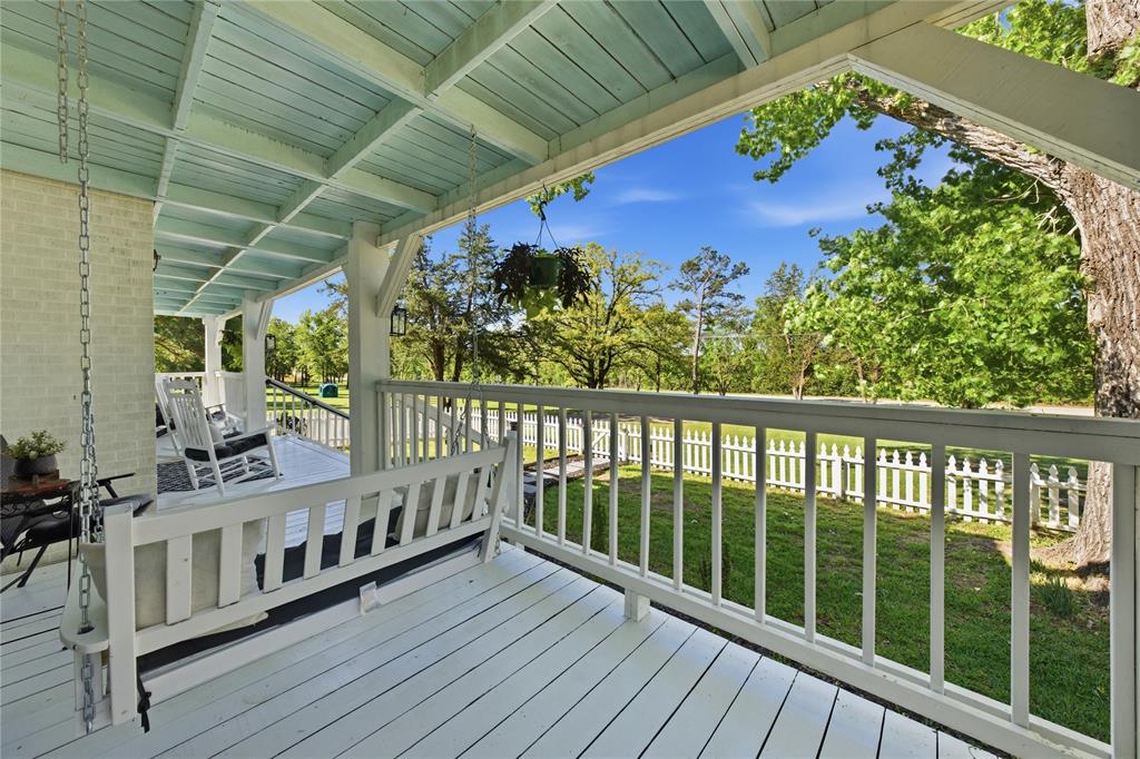 17450 N State Highway 19 Property Photo 9
