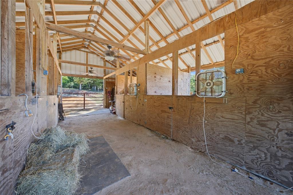 17450 N State Highway 19 Property Photo 35