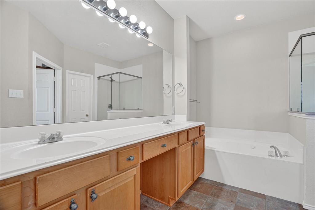 5212 Whisper Drive Property Photo 12
