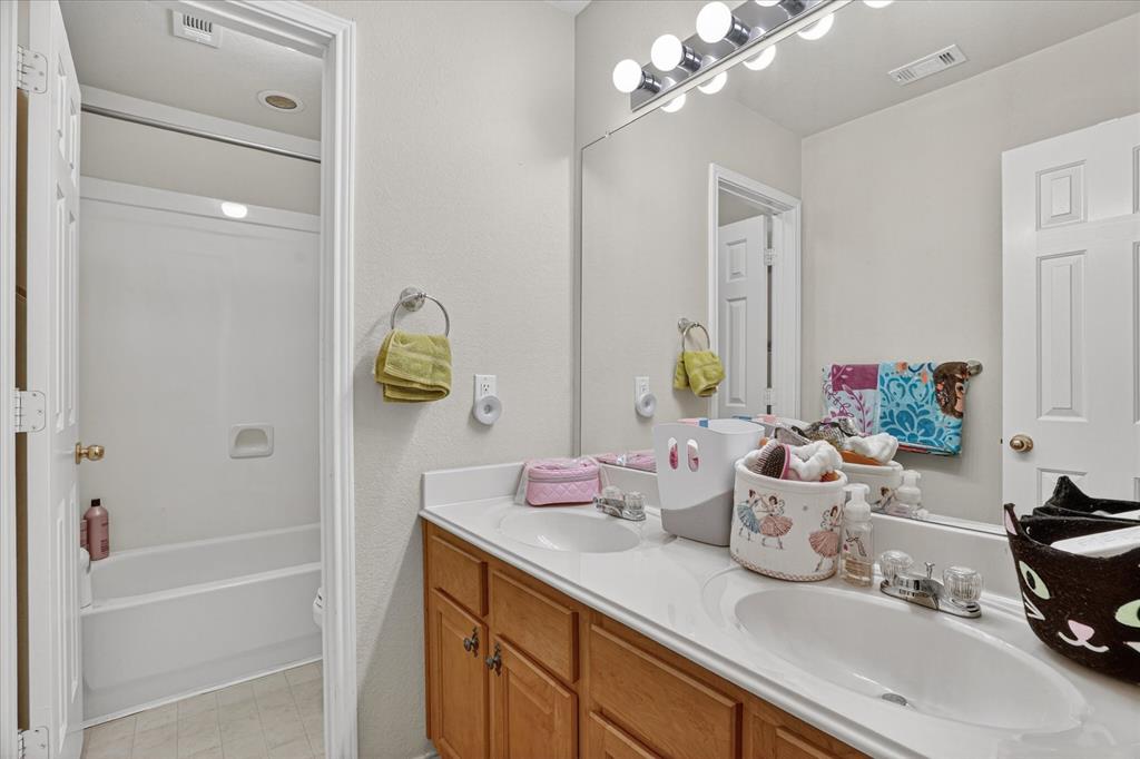 5212 Whisper Drive Property Photo 14