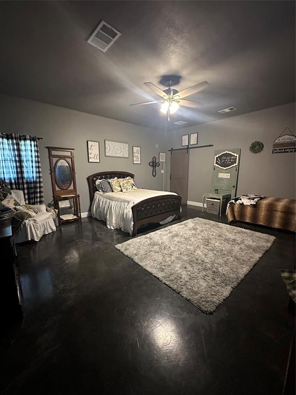 134 1112 Property Photo 12