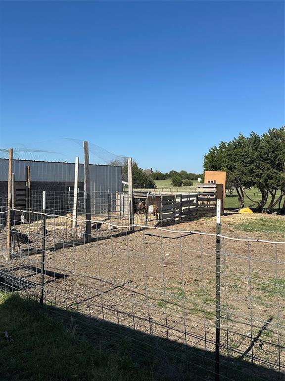 134 1112 Property Photo 19