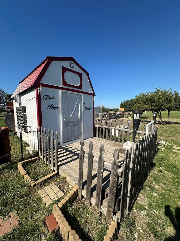 134 1112 Property Photo 22