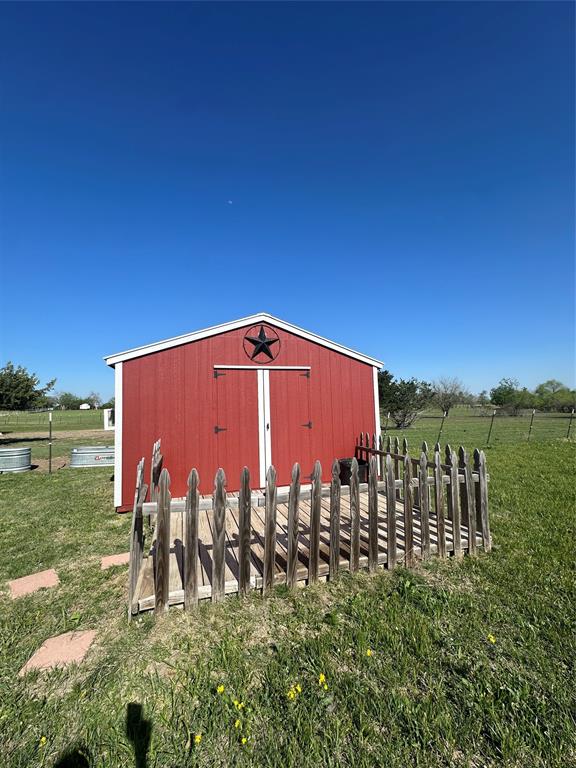 134 1112 Property Photo 24