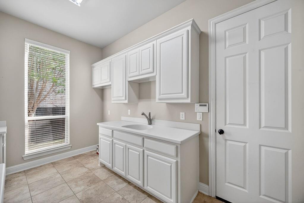 622 Naples Drive Property Photo 34