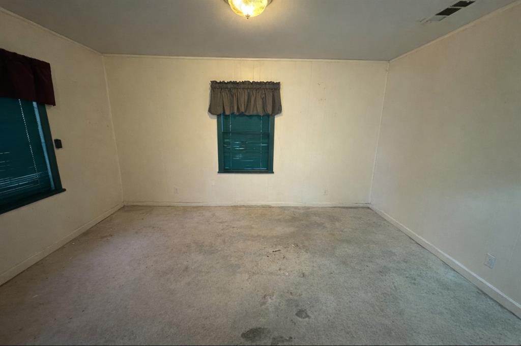 730 Sunset Drive Property Photo 7