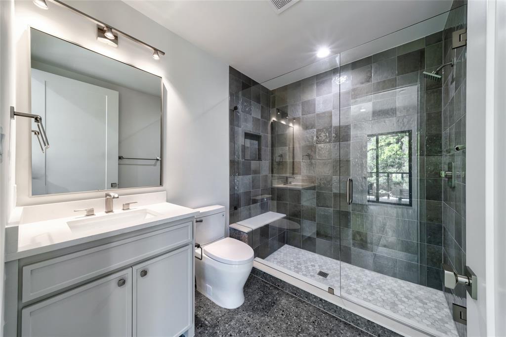 3601 Routh Street 2f Property Photo 19