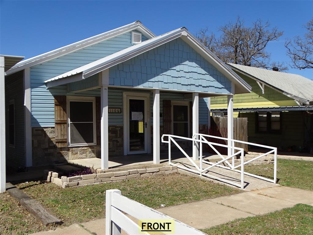 1106 W 14th Street Property Photo 1