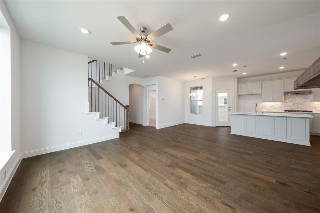 8805 Acorn Avenue Property Photo 11