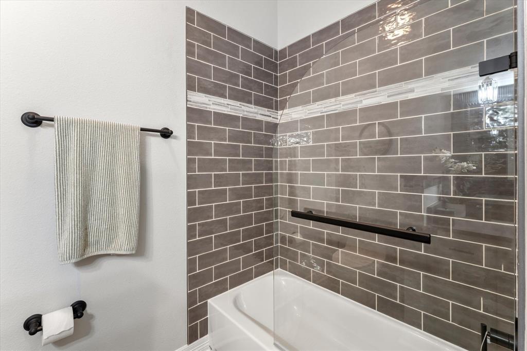 254 Pr 5987 Property Photo 33