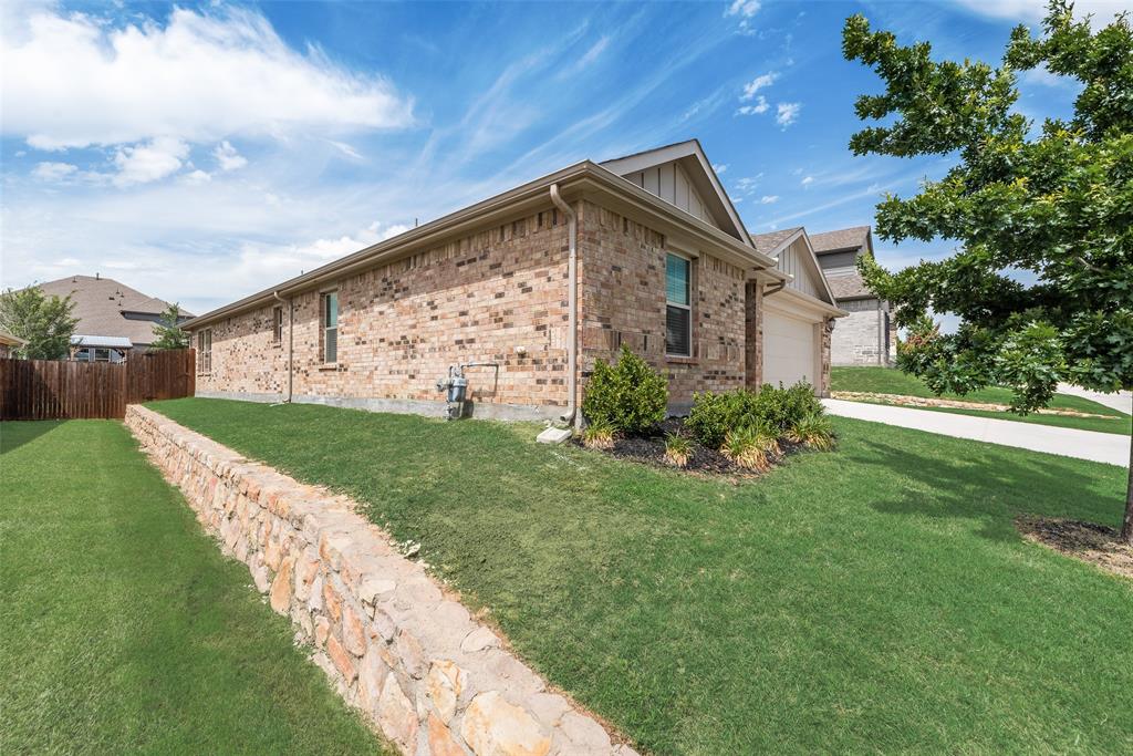 2532 Ponca Drive Property Photo 3