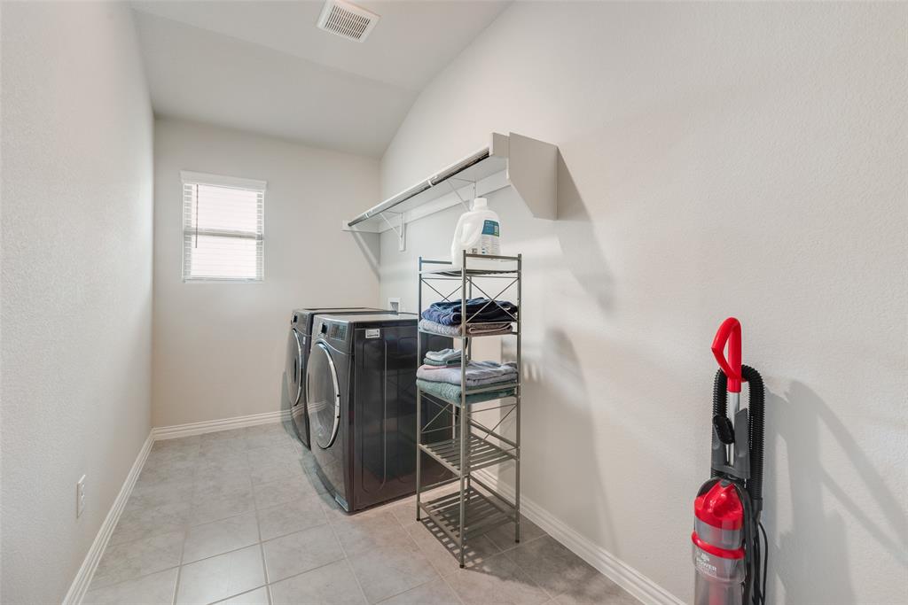 2532 Ponca Drive Property Photo 12