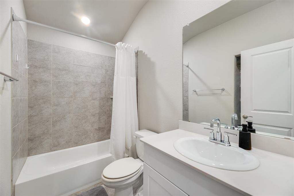 2532 Ponca Drive Property Photo 18