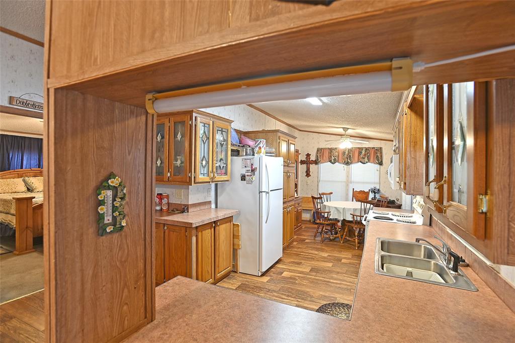 212 County Road 594 Property Photo 19