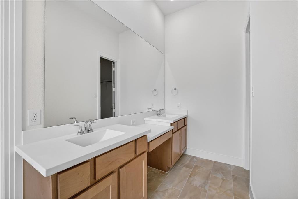 5008 Westhaven Circle Property Photo 13