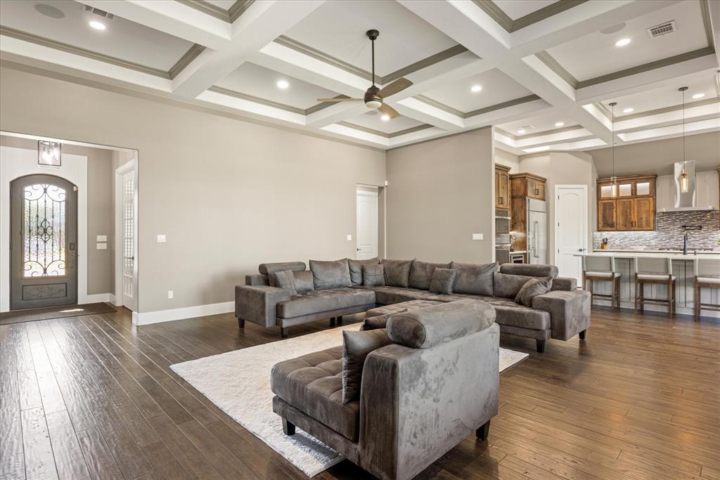 1203 Huntington Cove Court Property Photo 6