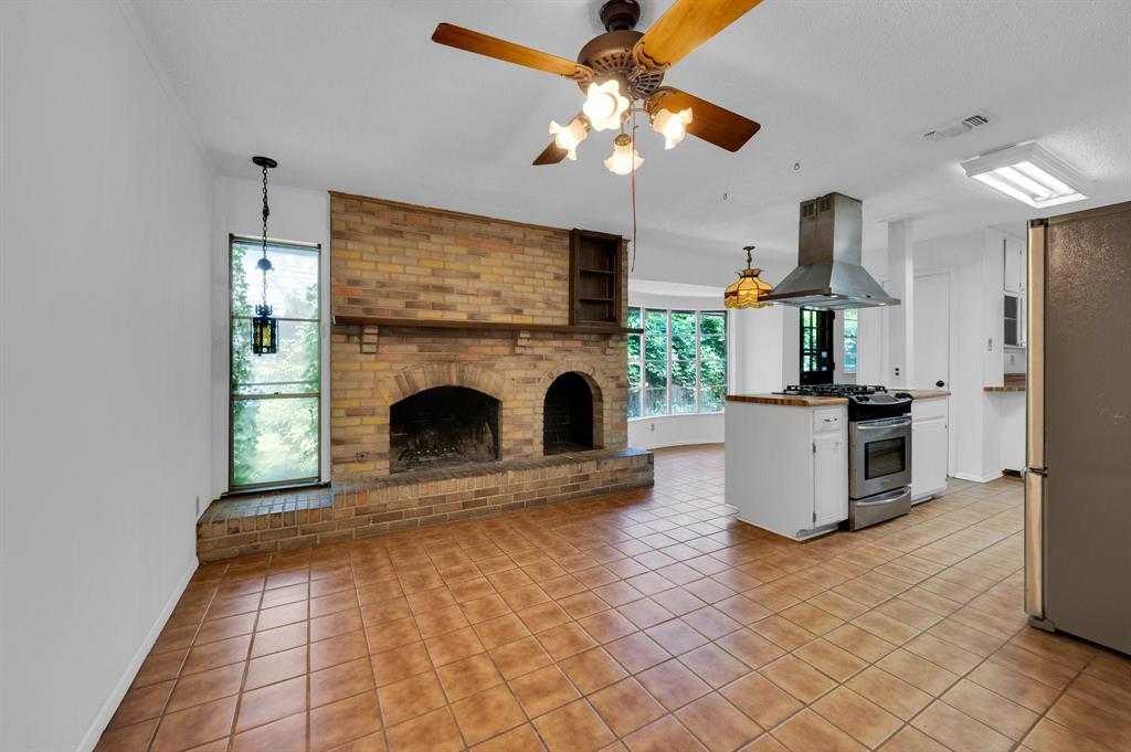 7509 Overhill Road Property Photo 6