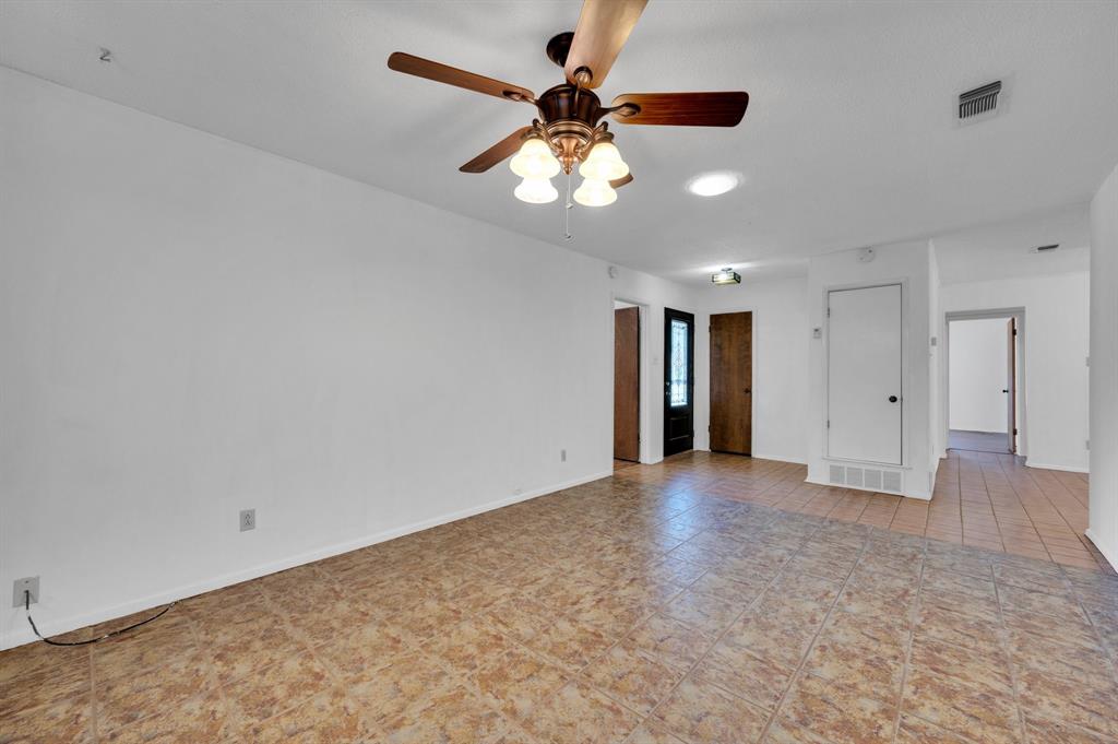 7509 Overhill Road Property Photo 17